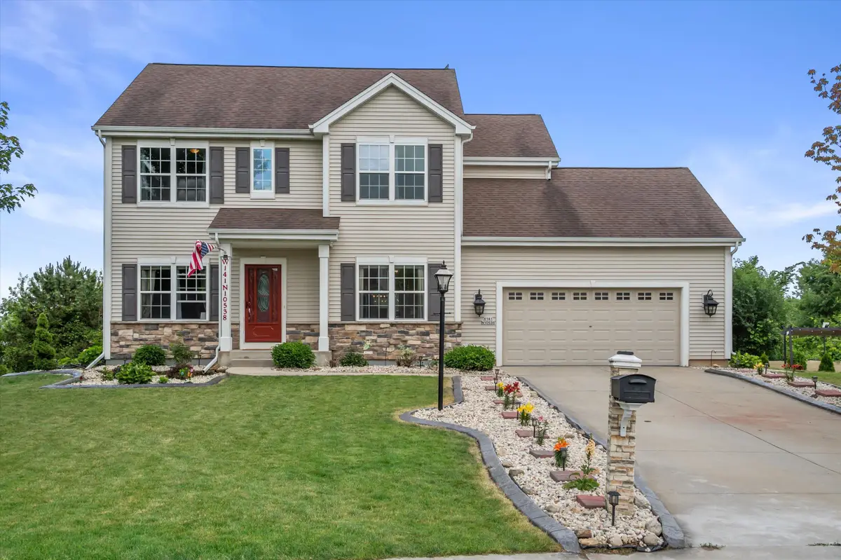 W141N10538 Wooded Hills Dr, Germantown, WI 53022 - #1
