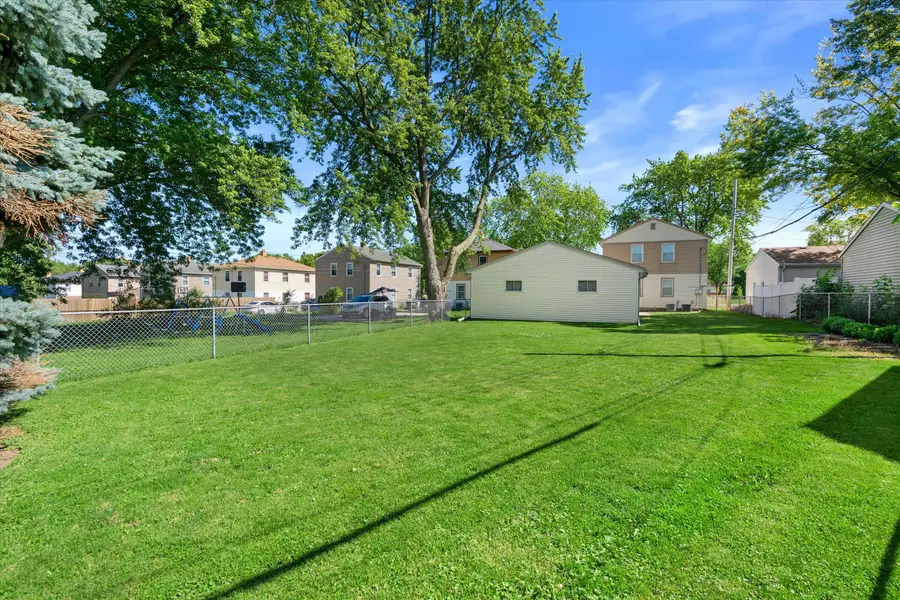 4714 W Howard Ave, Milwaukee, WI 53220 - #3