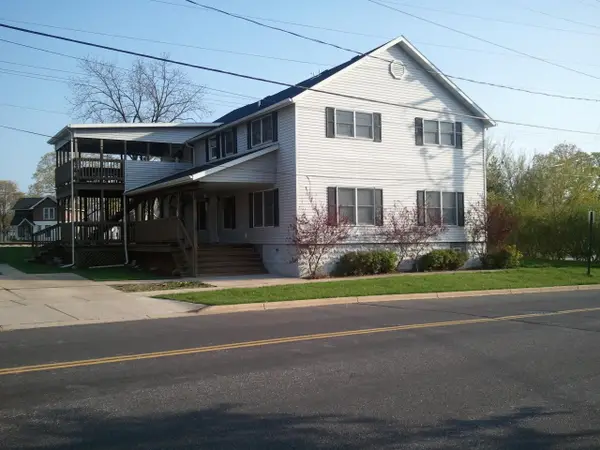 610 E Wisconsin St, Delavan, WI 53115