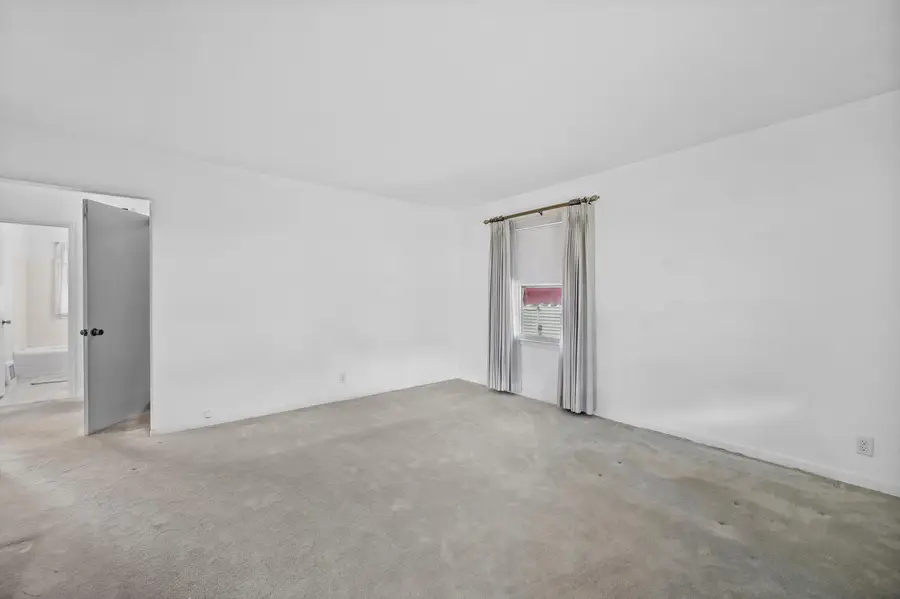 3762 N 73rd St, Milwaukee, WI 53216 - #3