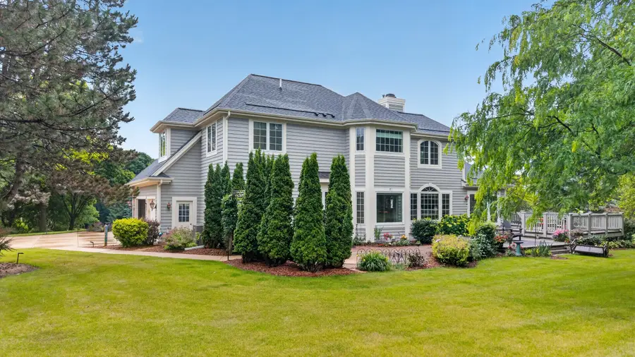 1411 Windy Knoll Dr, Richfield, WI 53033 - #3
