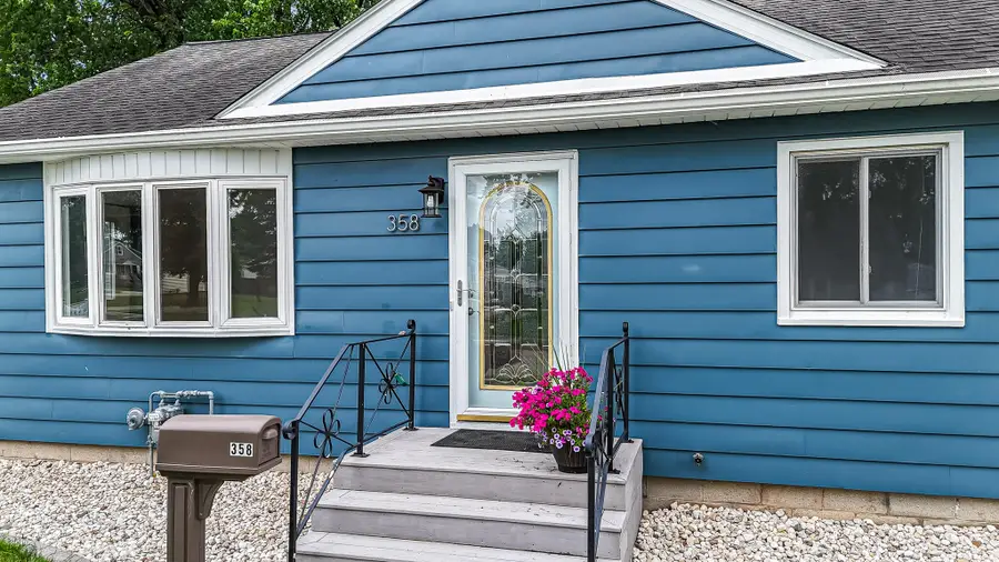 358 E Bank St, Fond Du Lac, WI 54935 - #2