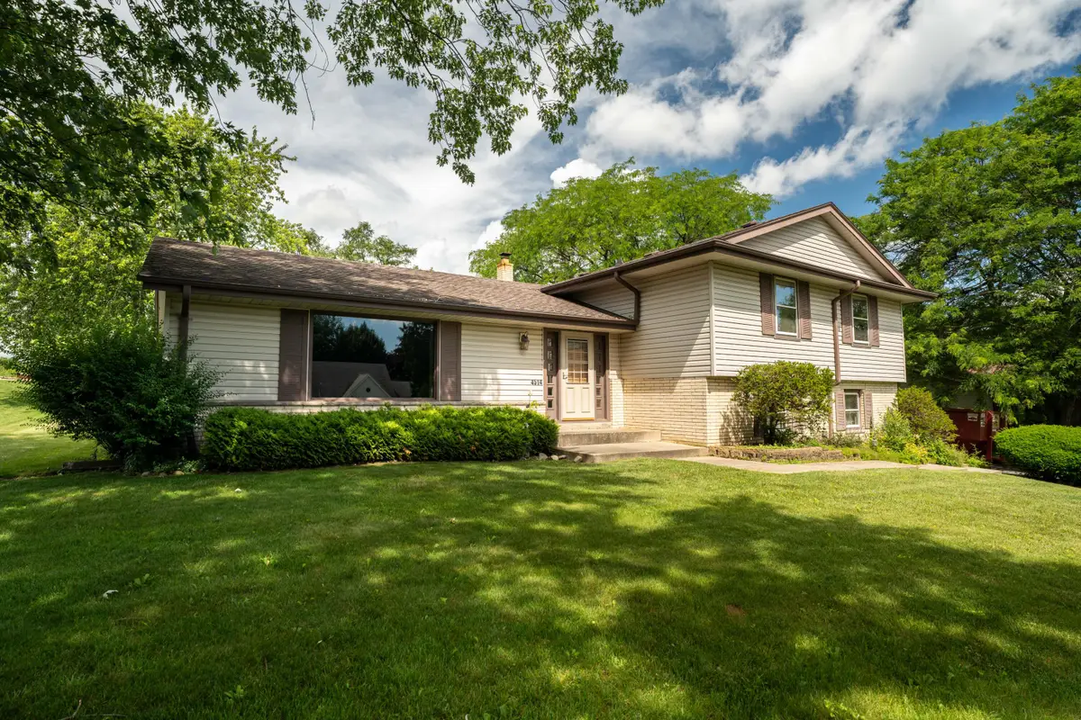 4514 Ridgecrest Dr, Mount Pleasant, WI 53403 - #1