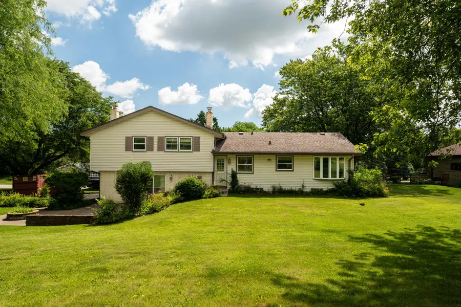 4514 Ridgecrest Dr, Mount Pleasant, WI 53403 - #2