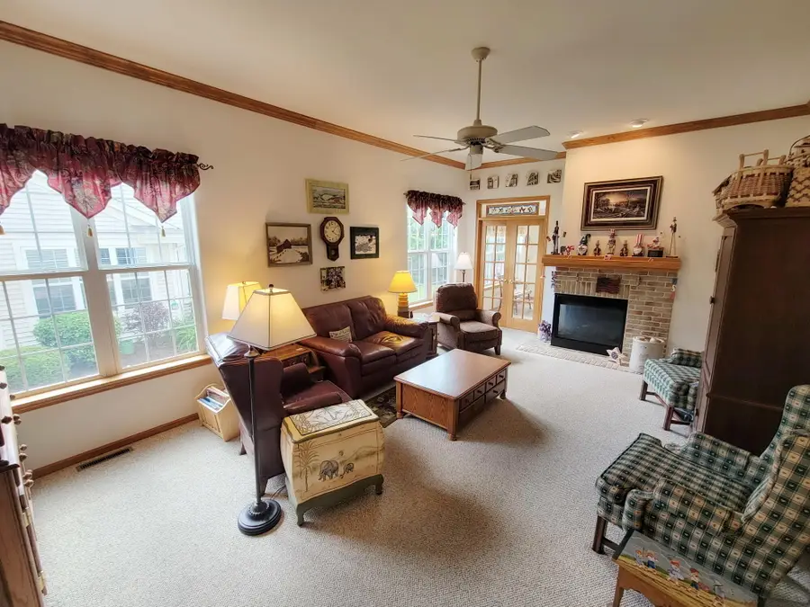 N57W24144 N Sycamore Cir, Sussex, WI 53089 - #3