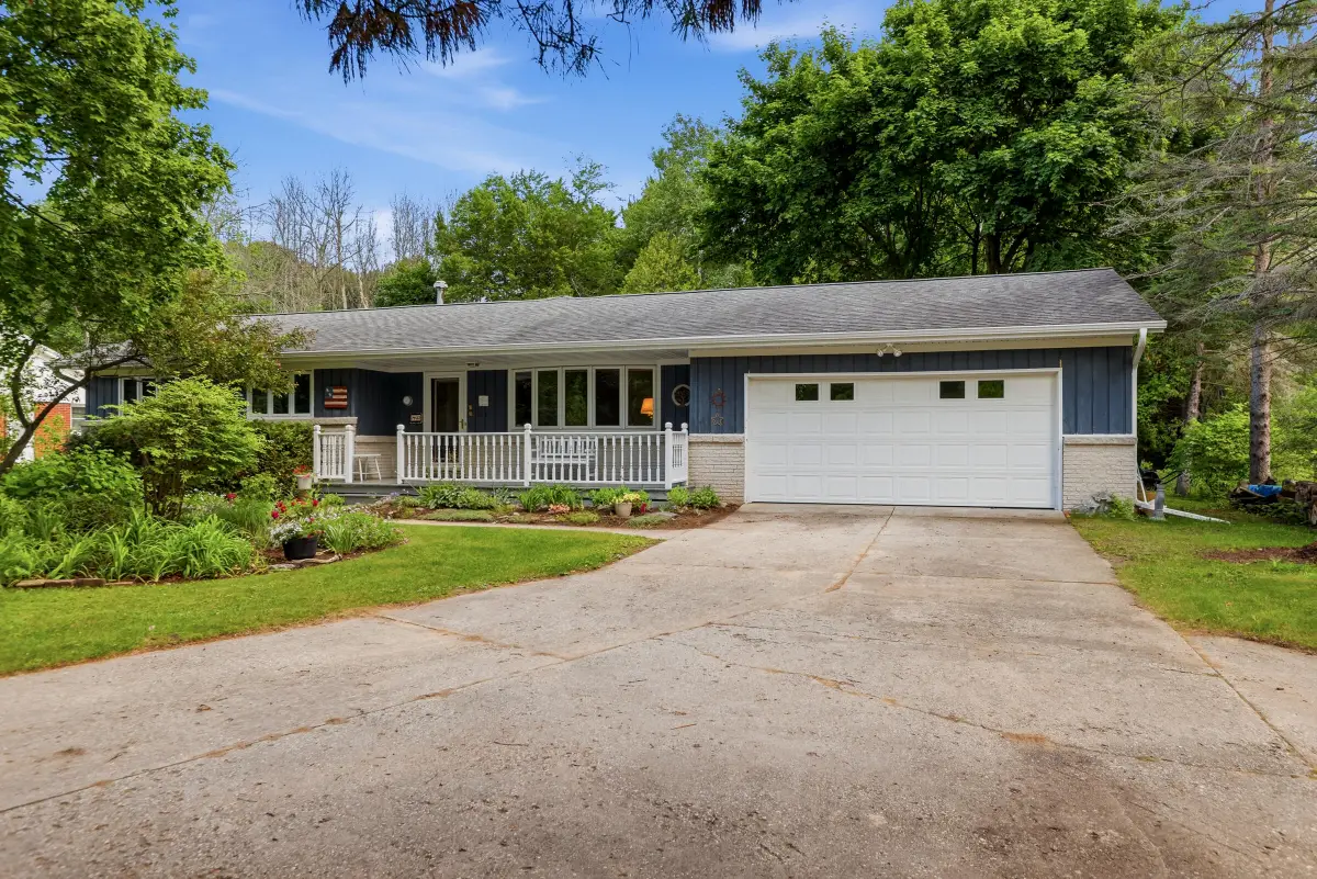 7423 Maple Ln, Two Rivers, WI 54241 - #1