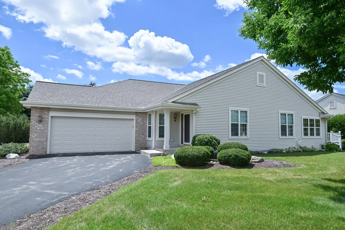 N57W24093 N Sycamore Cir, Sussex, WI 53089 - #1