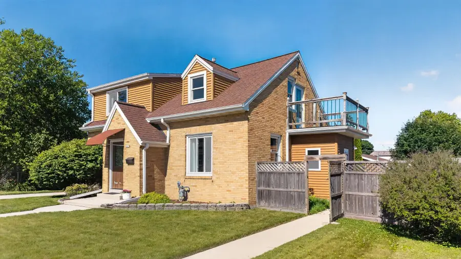 2833 S 10th St, Sheboygan, WI 53081 - #3