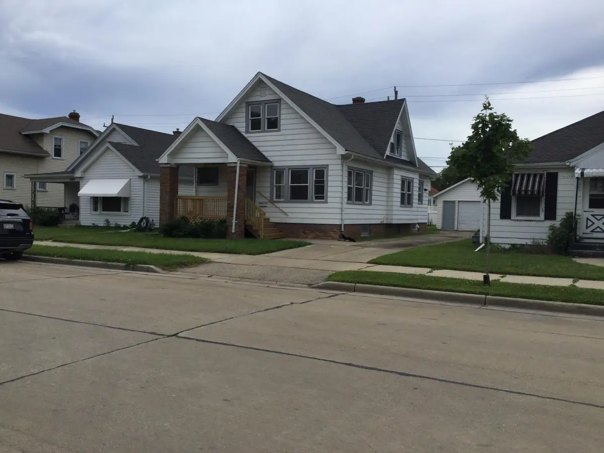 2013 Kearney Ave, Racine, WI 53403 - #1