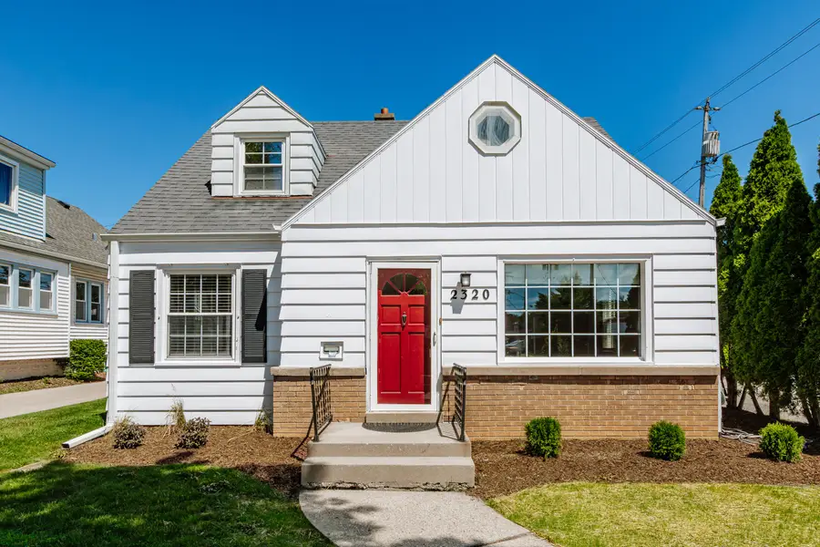 2320 N 68th St, Wauwatosa, WI 53213 - #2