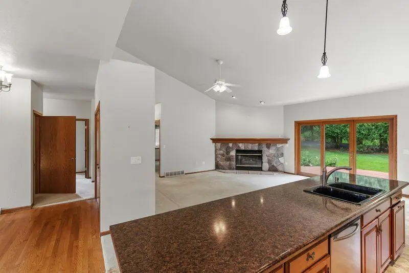 390 Woodlake Rd, Kohler, WI 53044 - #3