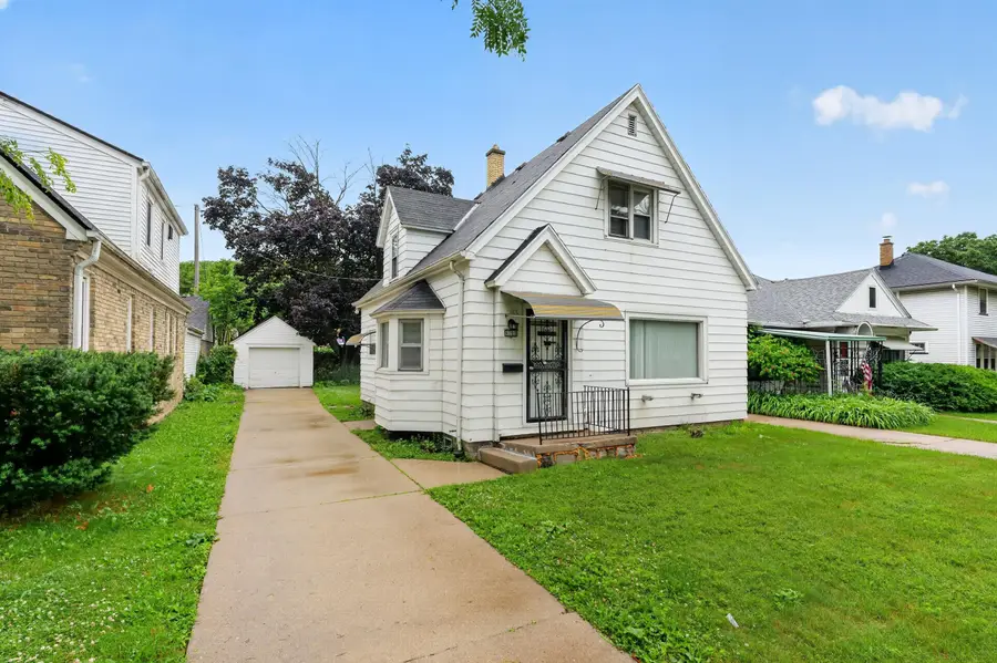4109 N 39th St, Milwaukee, WI 53216 - #3