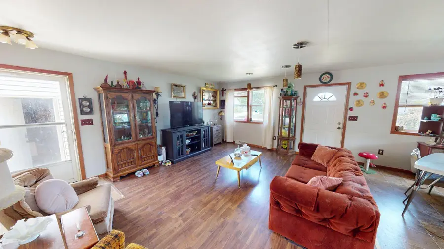 1911 Flambeau St, Manitowoc, WI 54220 - #3
