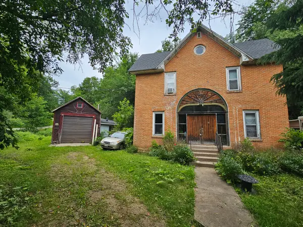 E8706 County Rd M, Kickapoo, WI 54652