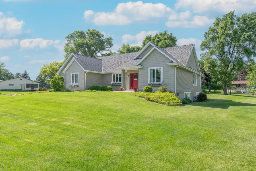 W5158 Hares Foot Rd, Sugar Creek, WI 53121 - #2