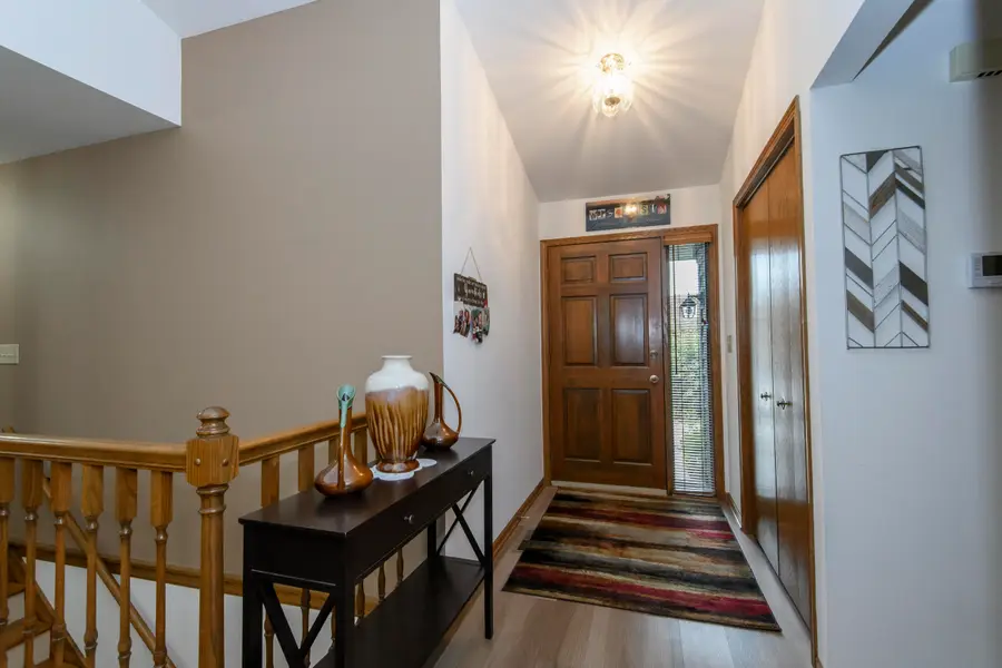 W178N9858 Riversbend Cir E, Germantown, WI 53022 - #2