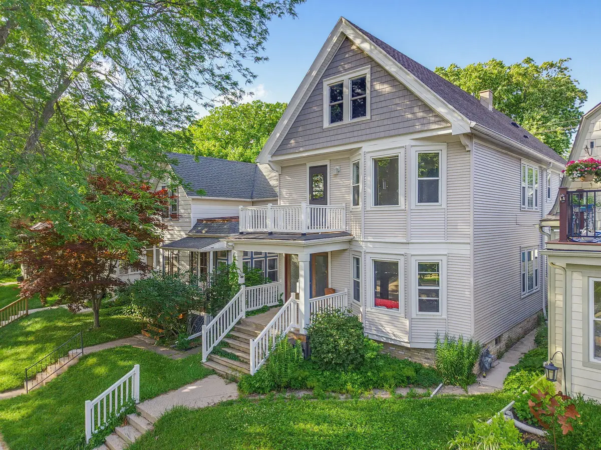 2972 S Wentworth Ave, Milwaukee, WI 53207 - #1