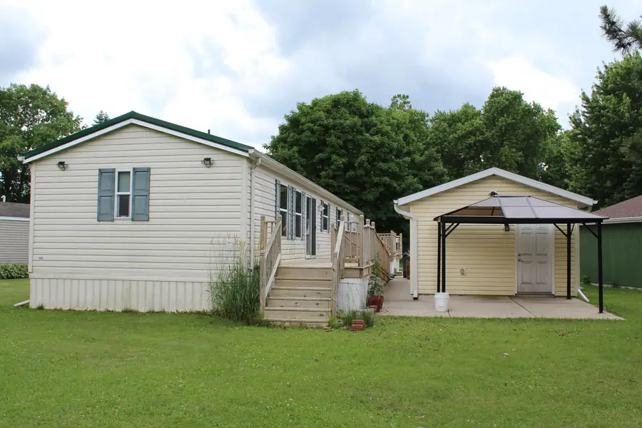 W1211 Hillview Dr, Concord, WI 53178 - #3
