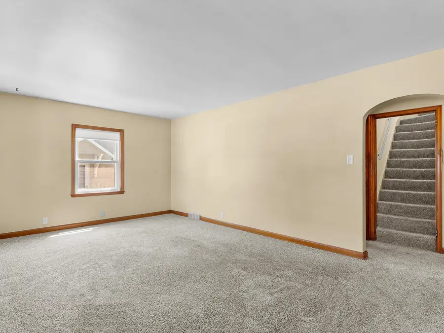 1709 Grand Ave, Manitowoc, WI 54220 - #3