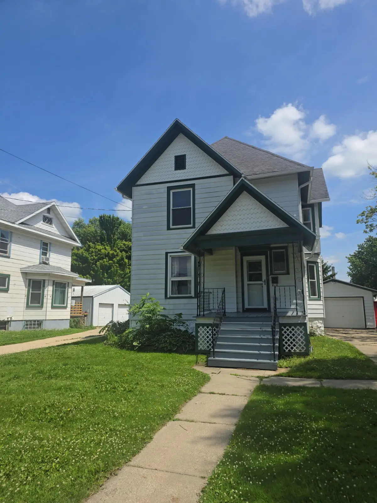 215 N Main St, Reeseville, WI 53579 - #1