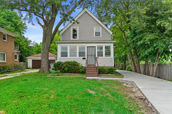 5676 N 43rd St, Milwaukee, WI 53209