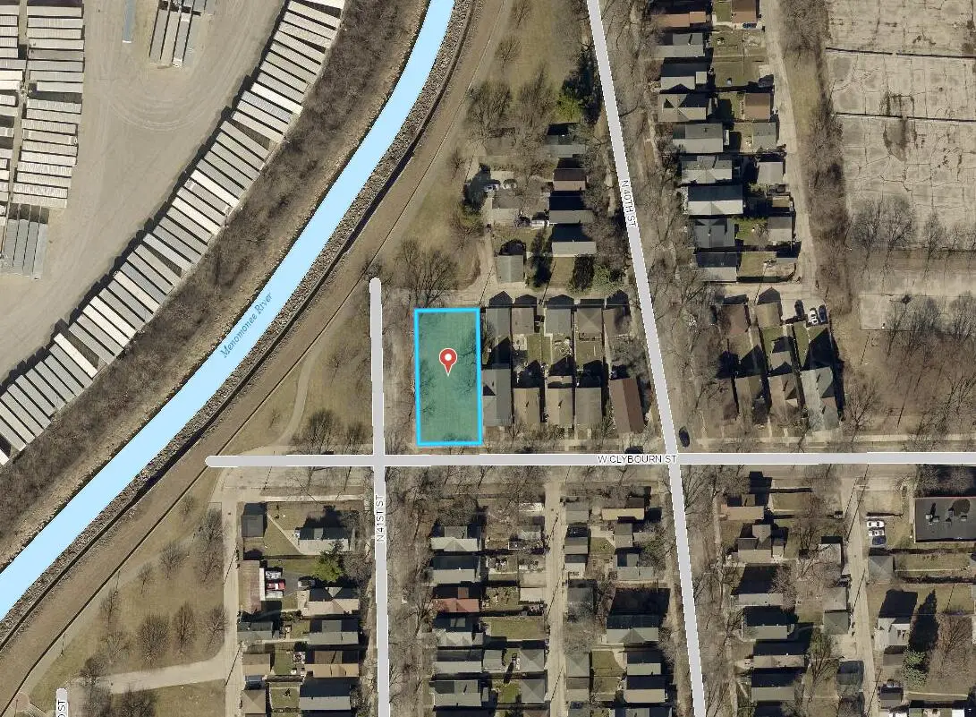 4026 W Clybourn St, Milwaukee, WI 53208 - #1