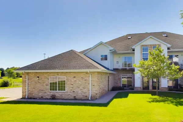 4237 Taylor Harbor W, Mount Pleasant, WI 53403