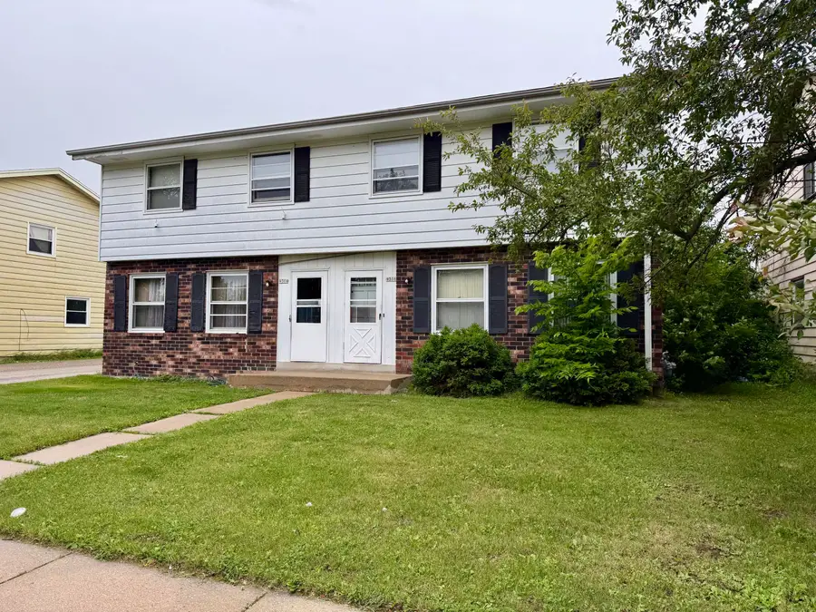 9306 W Allyn St, Milwaukee, WI 53224 - #2