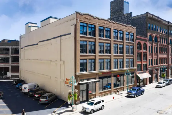 226 N Water St, Milwaukee, WI 53202
