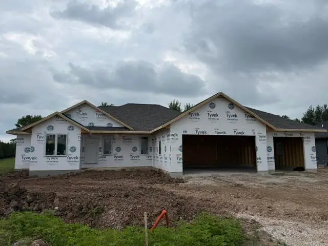 156 Wild Goose Ln, Sheboygan Falls, WI 53085 - #1
