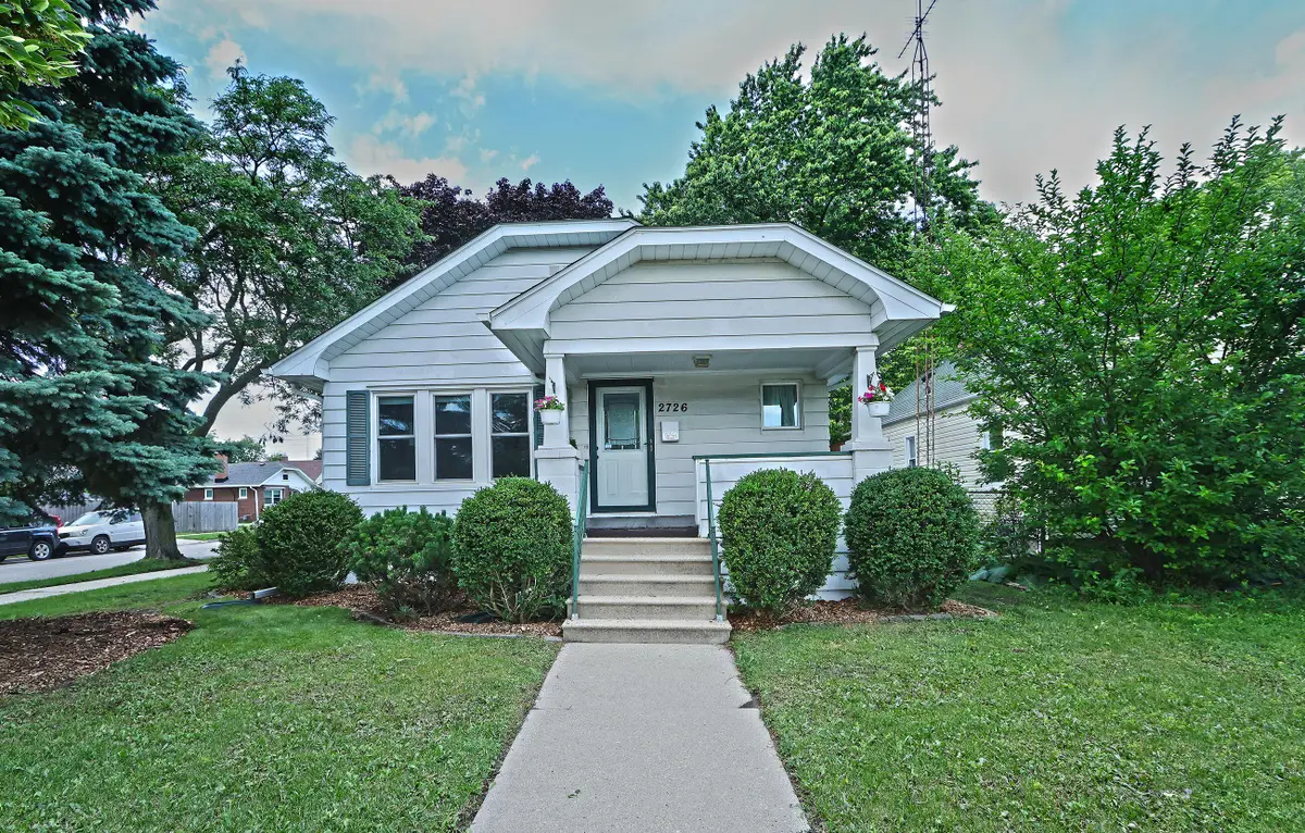 2726 75th St, Kenosha, WI 53143 - #1