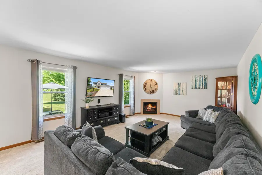 1420 Mamerow Ln W, Oconomowoc, WI 53066 - #2
