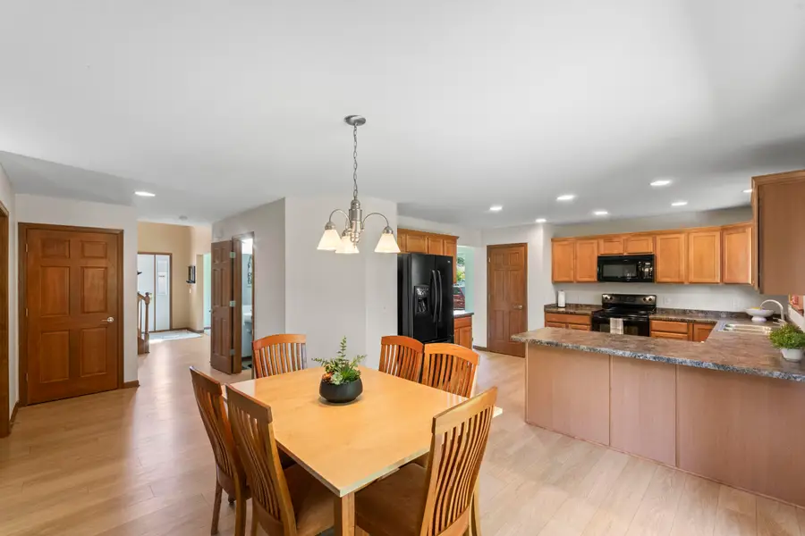 1420 Mamerow Ln W, Oconomowoc, WI 53066 - #3