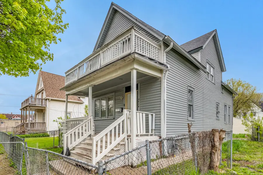 2638 N 19th St, Milwaukee, WI 53206 - #3