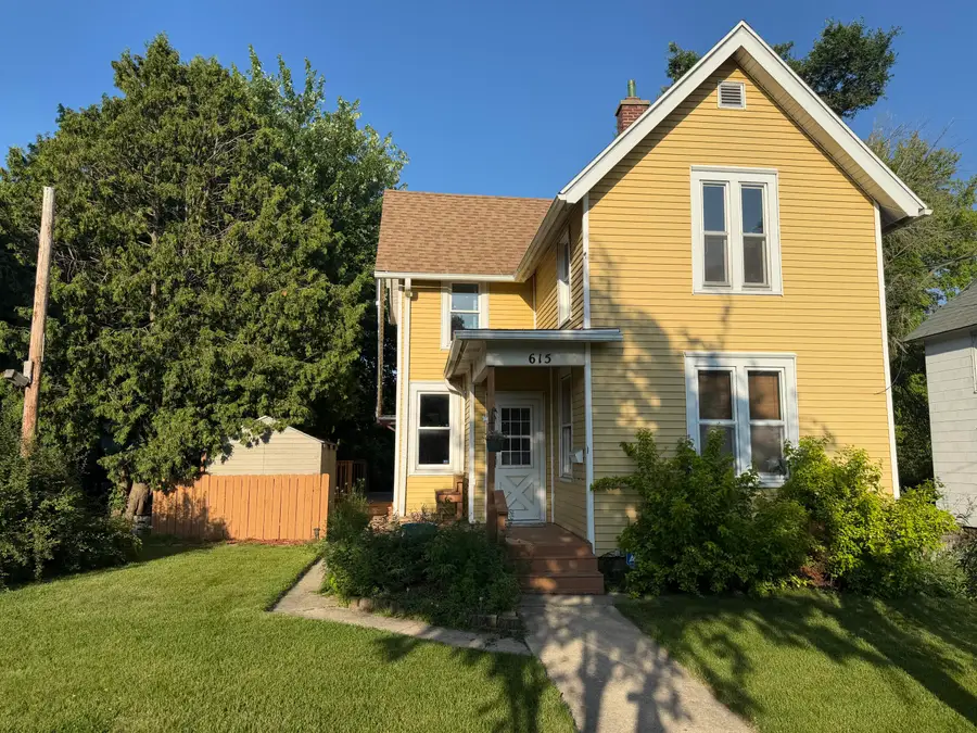 615 S Spring St, Beaver Dam, WI 53916 - #2