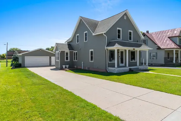 329 Mill St, Reedsville, WI 54230