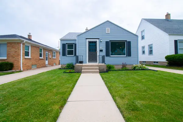 2924 S 46th St, Milwaukee, WI 53219