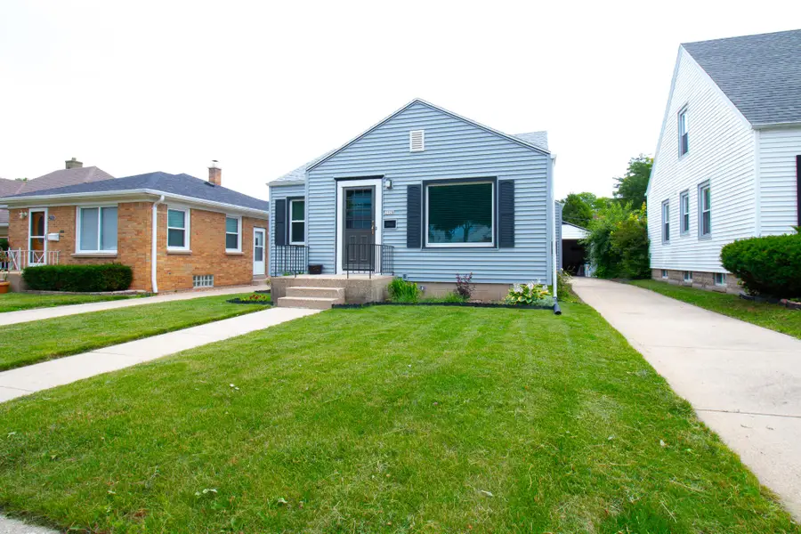 2924 S 46th St, Milwaukee, WI 53219 - #3