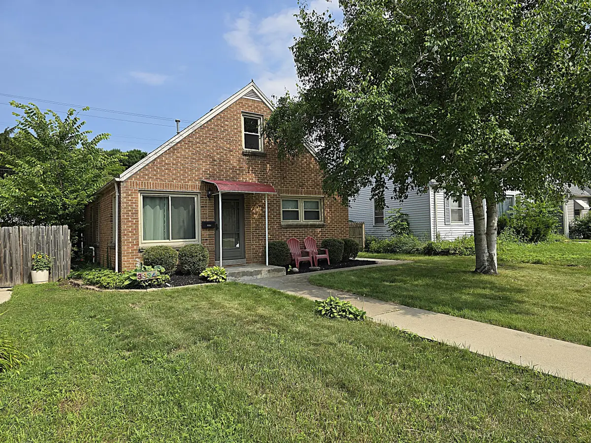 3334 N 92nd St, Milwaukee, WI 53222 - #1