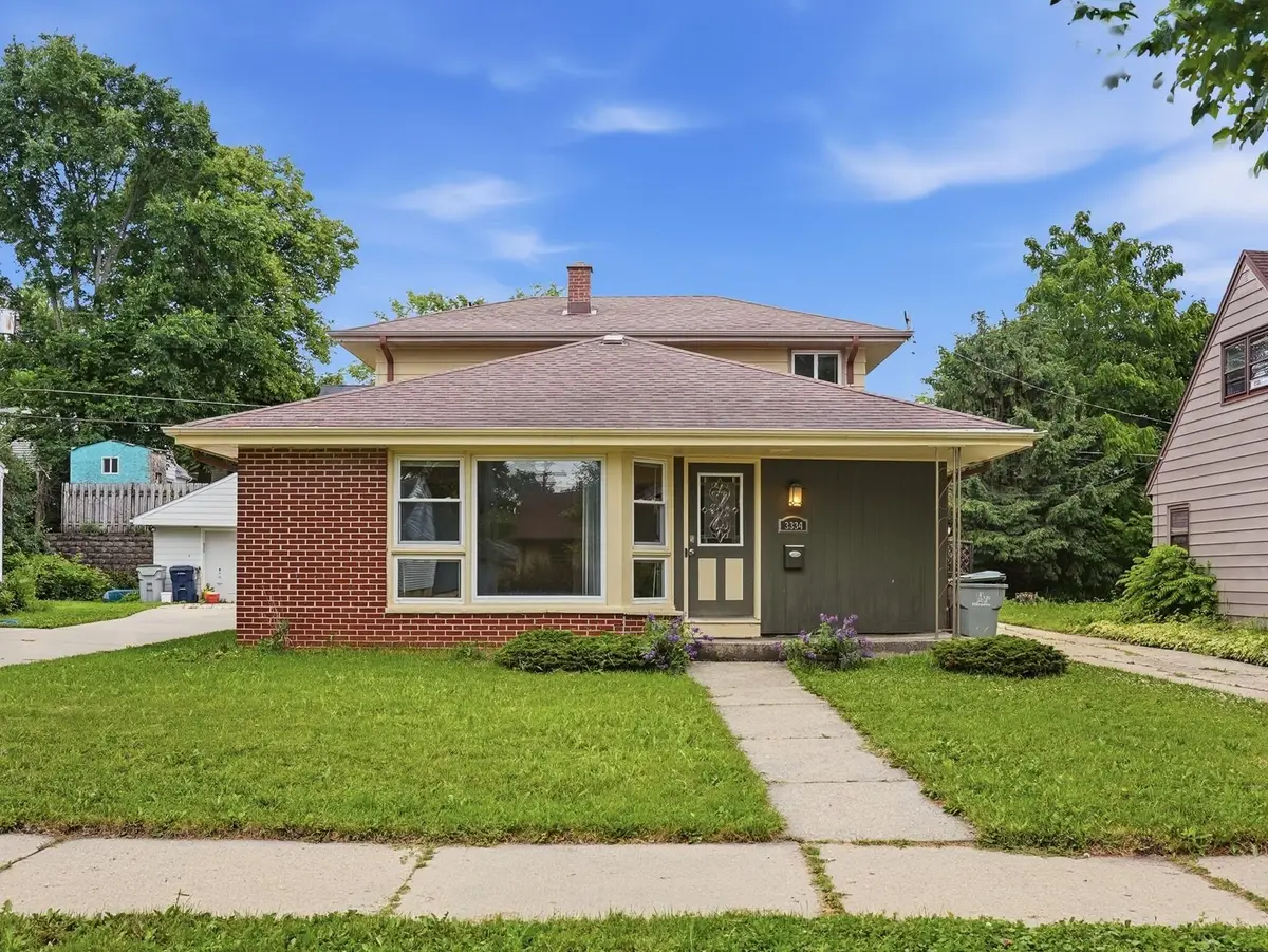 3334 N 98th St, Milwaukee, WI 53222 - #1
