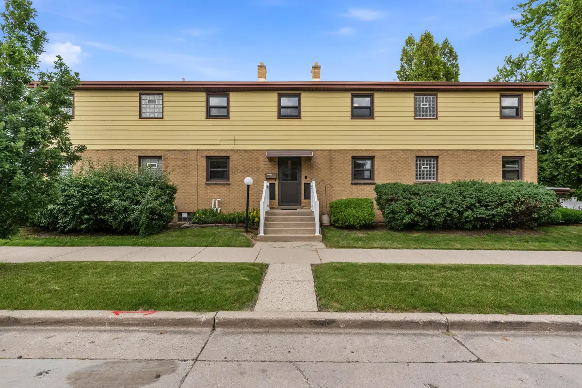 4031 W Morgan Ave, Milwaukee, WI 53221 - #1