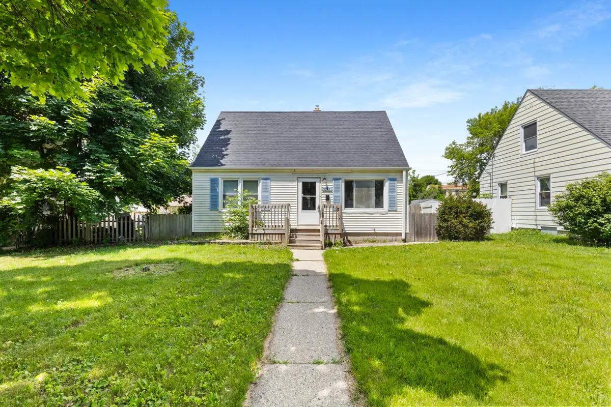 5675 N 58th St, Milwaukee, WI 53218 - #1