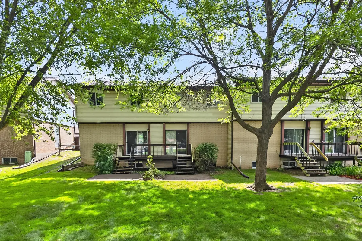 W163N11463 Windsor Ct, Germantown, WI 53022 - #1