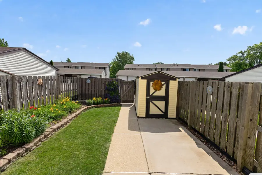 W163N11463 Windsor Ct, Germantown, WI 53022 - #3