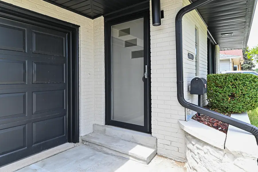 7916 22nd Ave, Kenosha, WI 53143 - #2