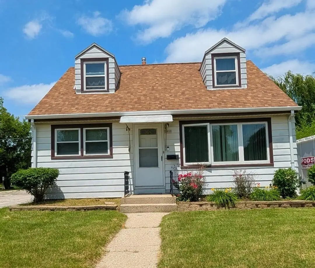 5800 W Custer Ave, Milwaukee, WI 53218 - #1