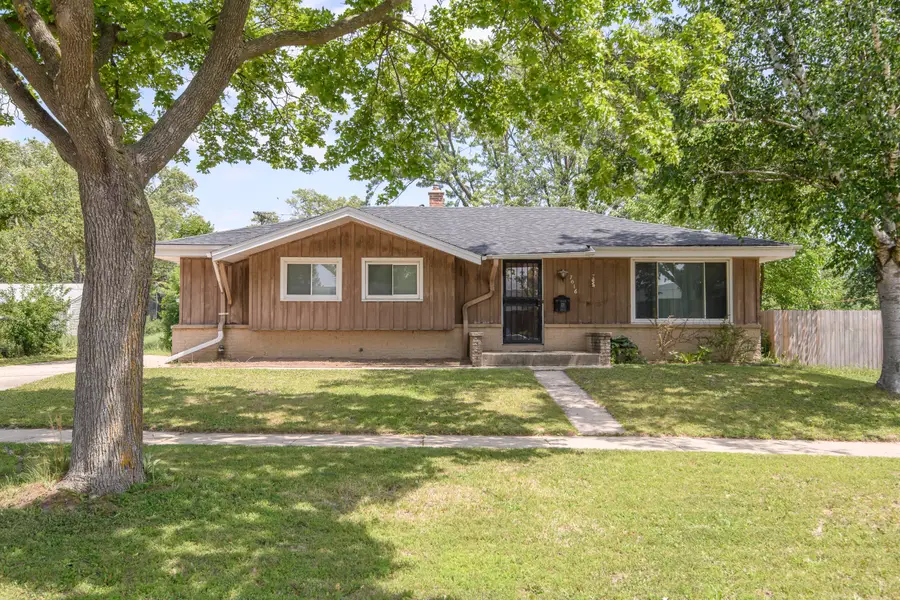 7016 N 86th St, Milwaukee, WI 53224 - #2