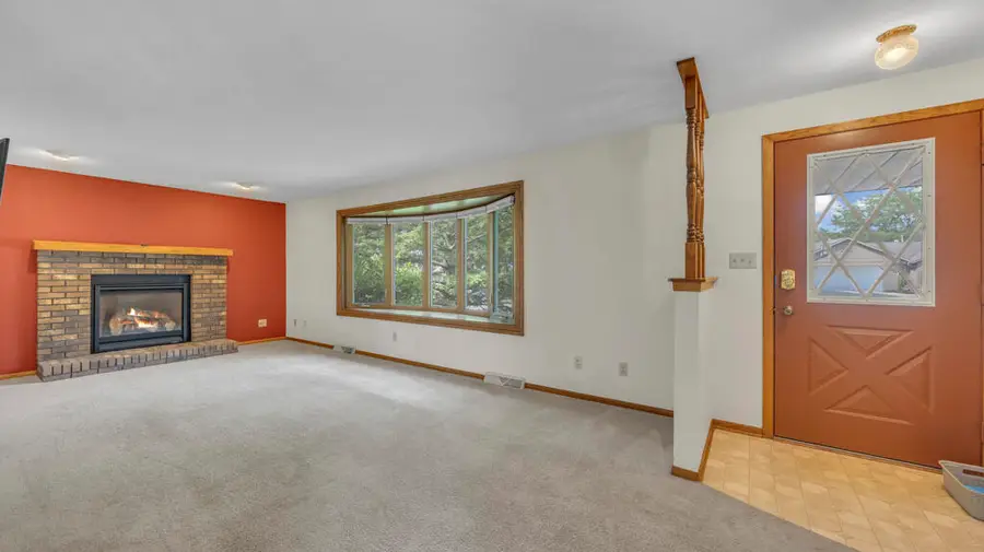 1723 Hilltop Dr, Sheboygan, WI 53081 - #3