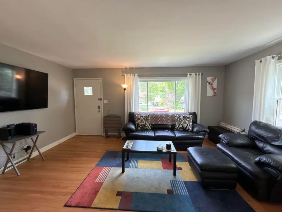 7501 W Vienna Ct, Milwaukee, WI 53216 - #2