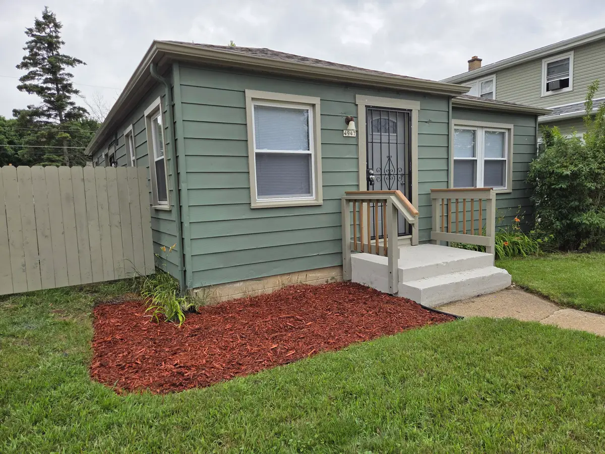 4947 N 20th St, Milwaukee, WI 53209 - #1